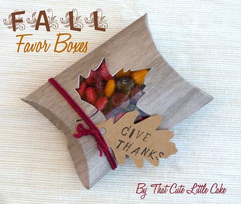 That Cute Little Cake: {Craft} Fall Favor Boxes Fall Favor Boxes, Thanksgiving Table Favors, Fall Favor, Thanksgiving Party Favors, Thanksgiving Favors, Fall Candy, Cake Diy, Table Favors, Pillow Boxes