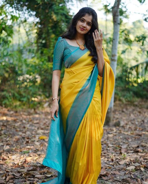 Yellow Color Saree, Kerala Saree Blouse Designs, Blue Blouse Designs, Banarasi Sari, Saree Wearing Styles, Simple Saree Designs, Latest Model Blouse Designs, Traditional Blouse Designs