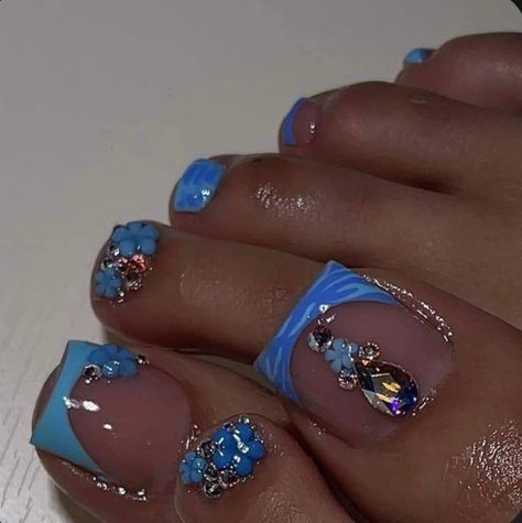 Baby Blue Toes Nails, Blue Acrylic Toe Nails, Cute Toes Nails Designs, Blue Acrylic Toes, Blue Toes Nails, Gel Nails Art Designs, Blue Toe Nail Designs, Toe Designs Pedicure, Acrylic Toe Designs