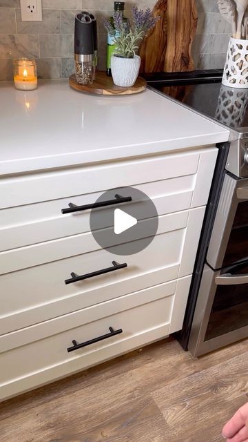 Kellie Atkinson on Instagram: "All of my kitchen cabinets & drawers together in one 🤍🕊️   I put them all together so you can save for inspiration 🤍   What other areas would you like to see?  #asmr #organized #organization #homeorganization #newhome #kitcheninspiration #newkitchen #kitchencabinets #organizationideas" Kitchen Cabinets Or Drawers, Kitchen Cabinets Organizer Ideas, Kitchen Cabinet Organization Diy, Drawers For Kitchen Cabinets, Organise Kitchen Drawers, Season Organizer Storage Ideas, Ways To Organize Kitchen Cabinets, Kitchen Cabinet Drawer Ideas, How To Organize Kitchen Drawers