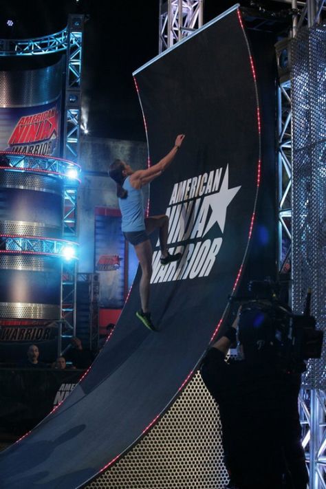 Watch This Woman Completely Own the American Ninja Warrior Course America Ninja Warrior, American Ninja Warrior Obstacles, American Ninja Warrior Party, Ninja Warrior Gym, Kacy Catanzaro, Ninja Warrior Course, Warriors Pictures, Ninja Party, American Ninja Warrior