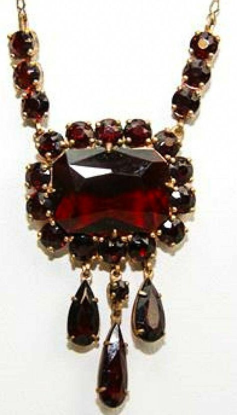 The Necklace, Red Jewelry, Garnet Jewelry, Victorian Jewelry, Vintage Jewels, Antique Jewellery, Vintage Jewellery, Boho Necklace, Jewelry Inspiration