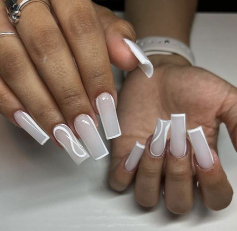 Outline Nails Design, White Long Nails, White Stiletto Nails, Dark Green Nails, Square Nail Designs, Drip Nails, Nails Design With Rhinestones, White Acrylic Nails, French Acrylic Nails