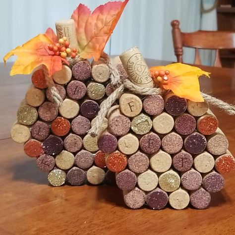 New! Handmade Cork Pumpkins Set Of 2 Hints Of Glitz All Natural Cork Fall Seasonal Seasons Greeting Festive Holiday Decorations Cork Pumpkins, Corks Pumpkin, Applique Wall Hanging, Christmas Duck, Halloween Figures, Farmhouse Style Christmas, Crochet Christmas Stocking, Tree Centerpieces, Skeleton Decorations