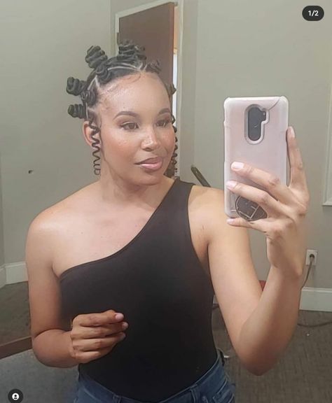 Bontu Nots, Bantu Knot Out Natural Hair Short, Bantu Knots With Locs, Bantu Knots Hairstyles Natural Hair, Updos For Short Natural Hair, Braided Bantu Knots Hairstyles, Bantu Knots With Curls, Bantu Knots With Braids, Bantu Knots On Locs