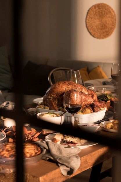 Table Aesthetic, Classic Thanksgiving, Thanksgiving Photos, Thanksgiving Meal, Delicious Thanksgiving, Turkey Day, Thanksgiving Table, Front View, Thanksgiving Recipes