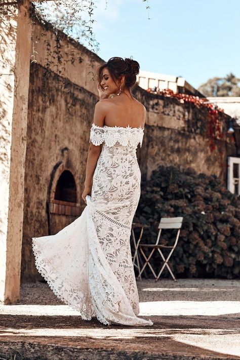 Stunning boho off-the-shoulder wedding dress by Grace Loves Lace | Image by Jeremy Choh #bohoweddingdress Wedding Dress Cheap, Cheap Bridal Dresses, Image Reference, Bridal Dresses Lace, Lace Beach Wedding Dress, Mermaid Beach, Grace Loves Lace, Lace Mermaid, Lace Mermaid Wedding Dress