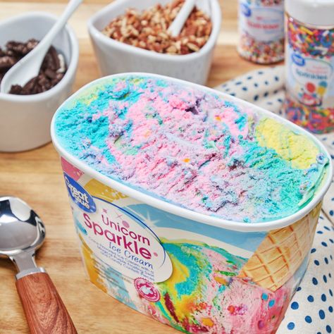 Unicorn Birthday Party Ideas Diy, Unicorn Birthday Party Food, Unicorn Birthday Party Cake, Unicorn Ice Cream, Unicorn Birthday Party Decorations, Ice Cream Flavor, Rainbow Unicorn Party, Unicorn Themed Birthday Party, Rainbow Unicorn Birthday