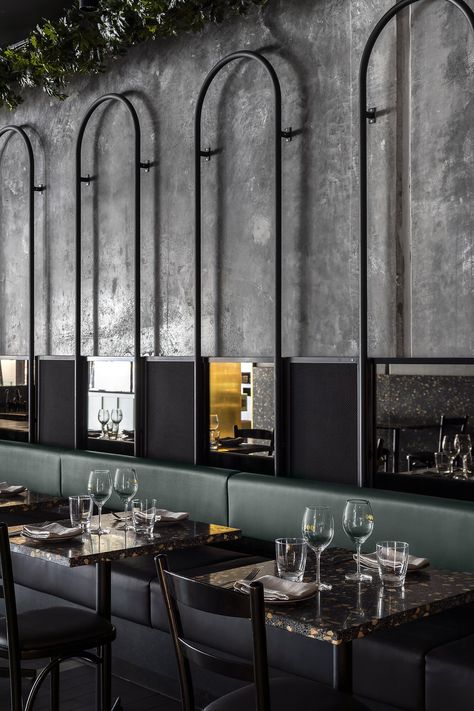 400 Gradi, East Brunswick by Dean Dyson Architects | Eat Drink Design Awards Restaurant Design Inspiration, Modern Restaurant Design, Industrial Cafe, Drink Design, Industrial Restaurant, Industrial Interior Design, Modern Restaurant, Drinks Design, Bar Interior