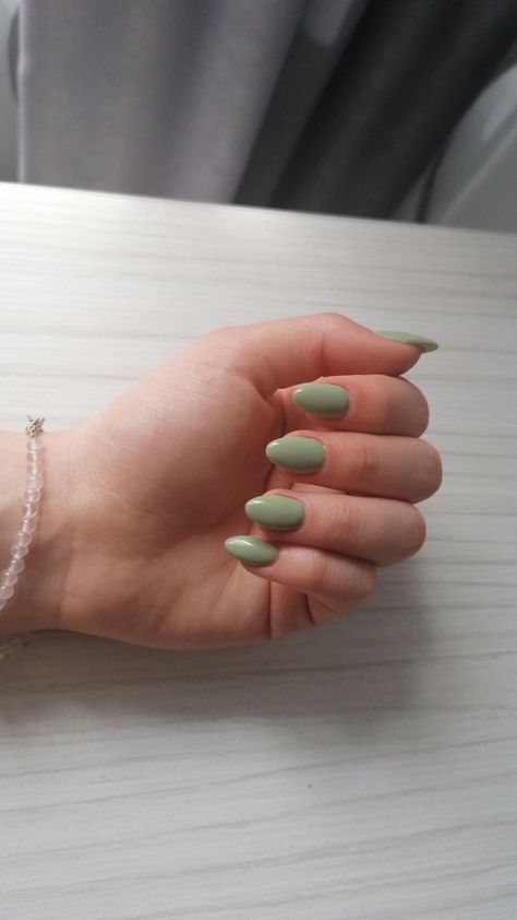 sage green almond nails inspo Safe Green Almond Nails, Sage Green Natural Nails, Forestry Nails, Almond Acrylic Nails Sage Green, Seige Green Nails, Plain Oval Nails, Green Spring Nails Almond, Earth Green Nails, Sage Almond Nails