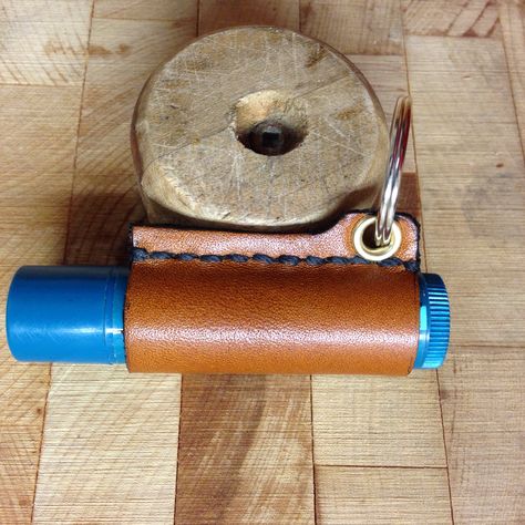 Custom leather Chapstick/lipstick holder. Leather Chapstick Holder, Making Handbags, Leather Working Patterns, Diy Leather Projects, Leather Ideas, Diy Holder, Lipstick Holder, Chapstick Holder, Fun Gifts