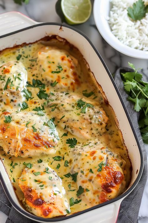 Chicken Bakes, Cream Chicken Recipes, Chicken Mozzarella, Cream Chicken, Sour Cream Chicken, Sour Cream Sauce, Simple Green Salad, Gooey Cheese, Dairy Free Dessert