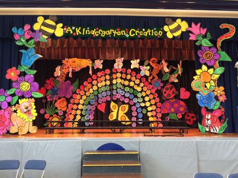 Our Kindergarten Creation stage--the children painted all the oversized pieces! The rainbow are paper plates---every thing embellished with sparkles! Class of 2017! Backdrop Painting, Graduation Centerpieces, Reunion Decorations, Diy Centerpiece, 50th Wedding Anniversary Party, Memory Table, Stage Backdrop, Kindergarten Graduation, Gold Diy