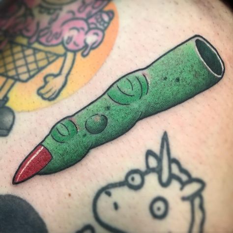 Alex Strangler on Instagram: “Halloween Witch Finger for @jad.dovey 💚 Who else remembers these?! • • • • • #witchfinger #rubberwitchfinger #halloween #halloweentoys” Sucker Tattoo Candy, Halloween Candy Tattoo, Sucker Tattoo, Alex Strangler, Candy Tattoo, Witches Fingers, Bat Tattoo, Witch Tattoo, Creepy Tattoos