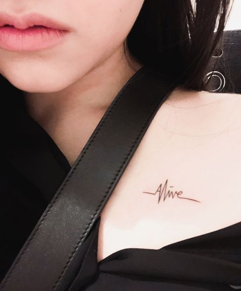 Minimal tattoo Alive Still Alive Tattoo, Alive Tattoo, Memento Vivere, Free Tattoo, Symbolic Tattoos, Minimal Tattoo, Line Tattoos, Minimalist Tattoo, Body Art Tattoos