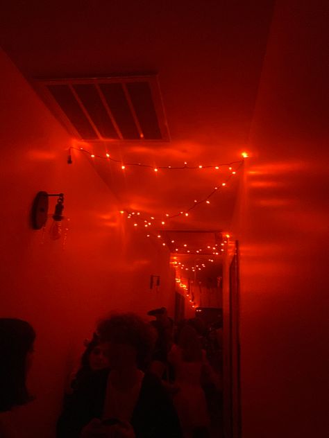 Orange Party Lights, Red Halloween Decorations, Halloween Party 21+, Halloween House Party Aesthetic, Halloween Party Decor Aesthetic, Red Light Aesthetic Room, Halloween Party Lighting, Red Halloween Party, Halloweekend Party