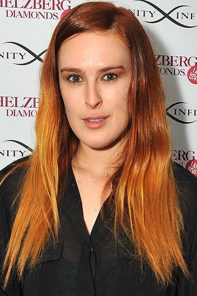 bad hair color job | The Worst Celebrity Dye Jobs | StyleCaster Bad Hair Color Job, Bad Blonde Hair Dye Job, Bad Blonde Hair, Bad Hair Color, Celebrity Hair Color, Dyeing Hair, Celebrity Hair Colors, Rumer Willis, Dyed Blonde Hair