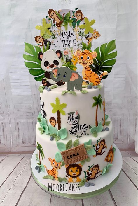 Animal Theme Cake Without Fondant, Jungle Theme Birthday Party Cakes, Birthday Cake Without Fondant, Jungle Theme Cake Without Fondant, Tort Safari, Jungle Theme Birthday Cake, Safari Theme Cake, Jungle Animal Cake, Album Cake