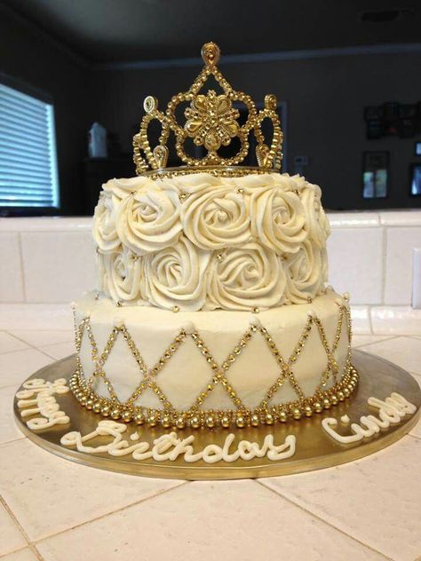 17th birthday cake #17th #birthday #party #cake Quince Cakes, 17 Birthday Cake, Quinceanera Cakes, Sweet 16 Birthday Cake, 21st Birthday Cakes, 16 Cake, Sweet 16 Cakes, 16 Birthday Cake, 18th Birthday Cake