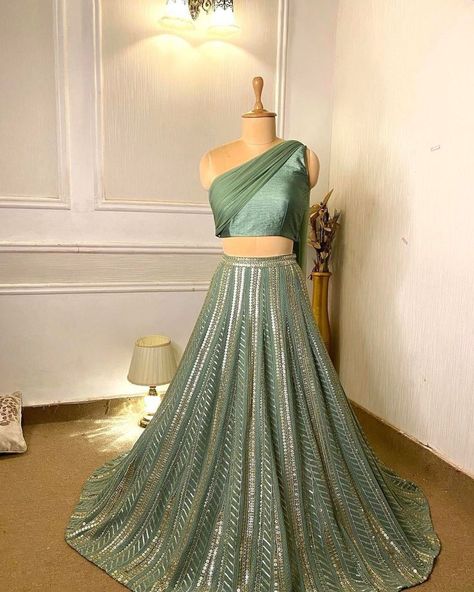 Sage Green Lehenga, Party Wear Lengha, Bridesmaid Lengha, Green Lehenga Choli, Simple Lehenga, Reception Outfit, Wedding Lehenga Designs, Lehenga Designs Simple, Party Wear Lehenga Choli