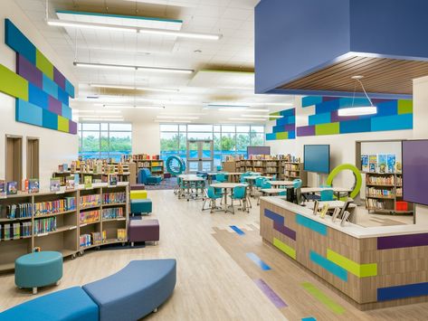 Preschool Library Center Decorations, Elementary Library Furniture, School Library Makeover, Preschool Library Center, Library Pics, Library Furniture Design, Public Library Design, Preschool Library, Cafeteria Design