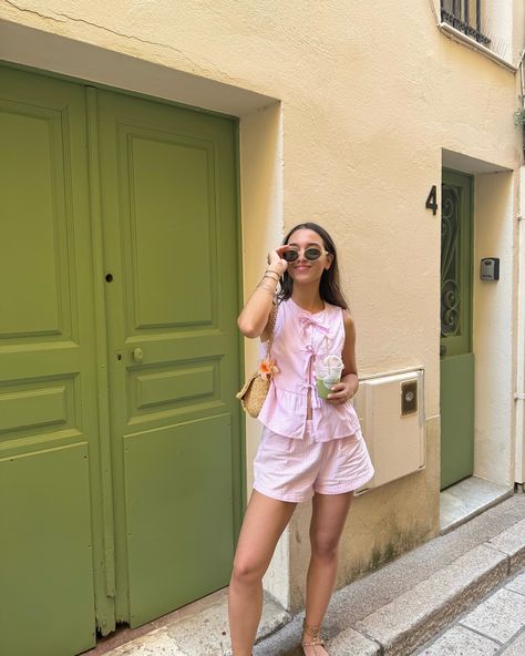 💐💐 Cute Girly Summer Outfits, Casual Girly Outfits, Primavera Outfit, Girly Summer Outfits, Girly Outfit, Girly Girl Outfits, Pink Fits, Outfits Verano, July 12