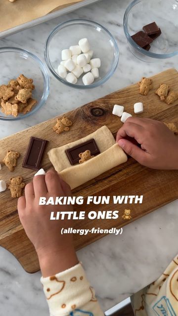 Snacks With Mini Marshmallows, Teddy Bears In A Blanket Recipe, Bears In A Blanket Recipe, Teddy Bear Party Treats, Teddy In A Blanket Pastry, Bear In A Blanket Pastry, Bears In A Blanket Food, Teddy Graham In A Blanket, Bears In A Blanket Dessert