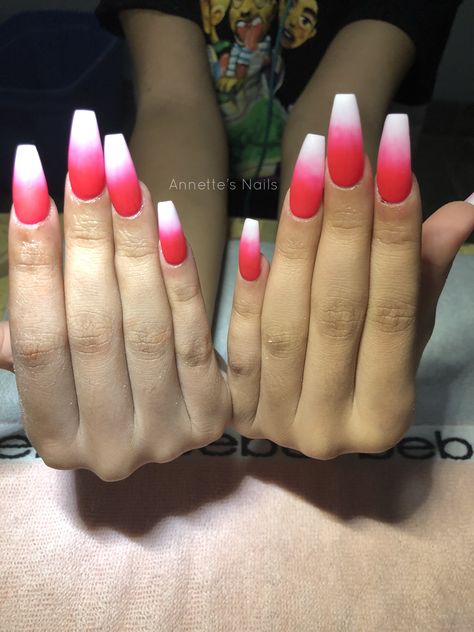 Ombre Nails Burgundy And White, Ombre Red And White Nails, Red And White Ombre Nails Acrylic, White Red Ombre Nails, White To Red Ombre Nails, Red To White Ombre Nails, Dark Pink And White Ombre Nails, Red And White Ombré Nails, Red White Ombre Nails