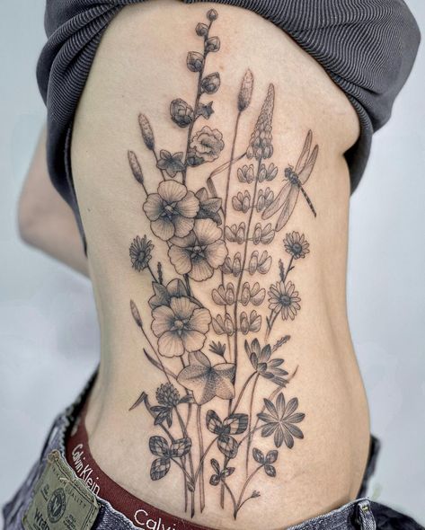 Floral Fine Line Tattoo Ottawa on Instagram: “Beautiful side piece with Nova Scotia flowers Super ouchy spot but my client was super tough 😎 Done in around 4 hours” Floral Fine Line Tattoo, Floral Fine Line, Roots Tattoo, Ab Tattoo, Dr Woo, Waist Tattoos, Wildflower Tattoo, Fine Line Tattoo, Youth Pastor