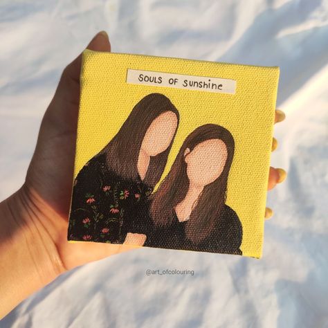 Painting To Gift A Friend, Small Canvas Aesthetic Paintings, Faceless Canvas Painting, Drawing Gift Ideas Friends, Birthday Painting Ideas For Best Friend, No Face Painting Canvas, Painting About Friendship, Friendship Day Painting, Painting For Friends Birthday