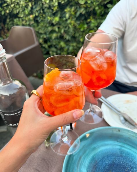 A winning combo 🍝🍦 #eurosummer #tuscany #italianstyle #summeroutfit #pinterestaesthetic Spritz Hugo, Wine Window, Spritz Drink, Summer Bod, Vacation Accessories, Adorable Newborn, Island Fashion, Island Food, Italy Aesthetic