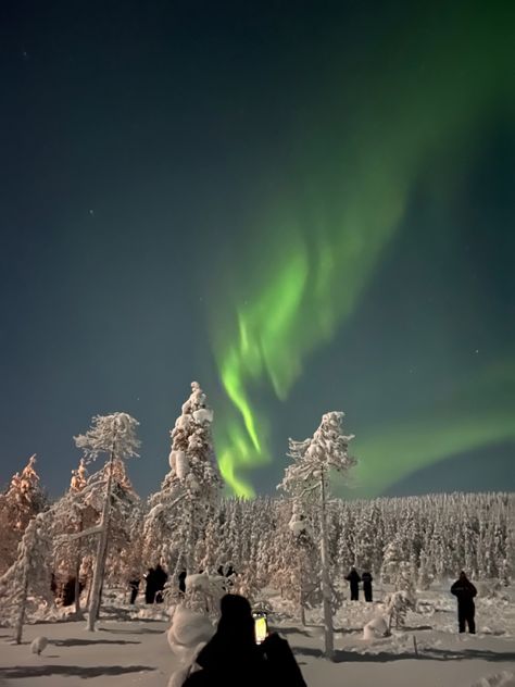 Christmas In Finland Aesthetic, Finland Travel Aesthetic, Finland Christmas Aesthetic, Aurora Lights Aesthetic, Finland Aesthetic Winter, Rovaniemi Aesthetic, Norway Aesthetic Winter, Lapland Aesthetic, Aesthetic Sky Night