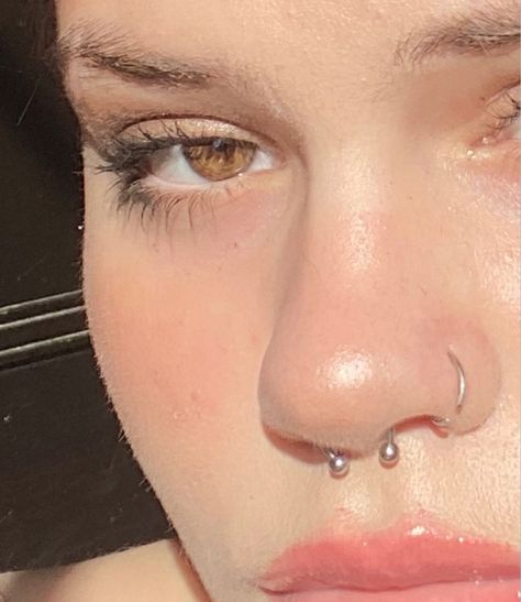 Septum E Nostril, Orr Piercing, Septum Nostril, Septum Nose Piercing, Bulbous Nose, Smiley Piercing, Cool Ear Piercings, Face Piercings, Cool Piercings