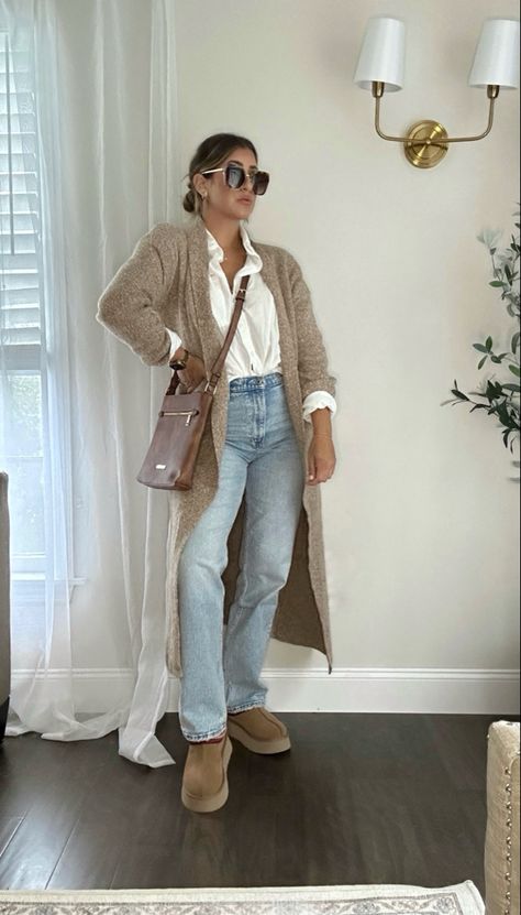 Comfy Business Outfits, Fall Button Down Shirt Outfit, Sweater Button Up Outfit, Sweater With Button Up Shirt, Oversized Button Down Outfit, Style Ugg Slippers, Boyfriend Cardigan Outfit, Button Cardigan Outfit, Outfit With Long Cardigan