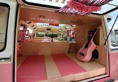 Pink camper interior Pink Volkswagen, Volkswagen Bus Interior, Kombi Hippie, Pink Camper, Vintage Vw Camper, Vw Bus Interior, Bus Interior, Vintage Vw Bus, Old Vintage Cars