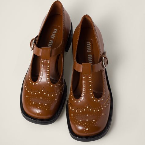 Vintage Designer Shoes, Vintage Miu Miu, Miu Miu Logo, Special Shoes, Loafer Shoes Women, Brogue Shoes, Shoes Collection, Men's Footwear, Shoe Fits