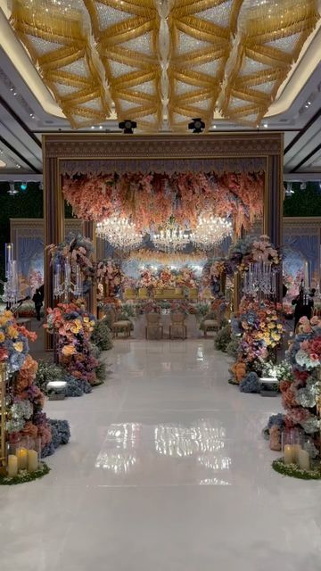 Venue Wedding Indoor, Akad Nikah Decoration, Engagement Venue Decorations, Javanese Wedding Decoration, Decor Wedding Indoor, Dekor Akad Nikah, Decor Pernikahan, Akad Decoration, Nikah Adat Jawa