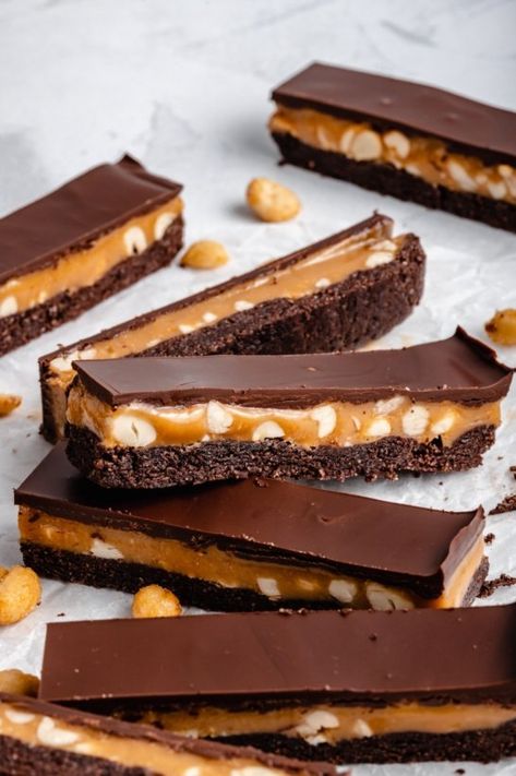 Vegan Double Chocolate Peanut Butter Caramel Bars - Ambitious Kitchen Peanut Butter Twix, Peanut Butter Caramel, Chocolate Shortbread Cookies, Butter Caramel, Ambitious Kitchen, Caramel Bars, Butter Bars, Desserts Vegan, Vegan Peanut Butter