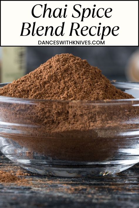 Bowl of homemade chai spice blend. Chai Spice Blend Recipe, Chai Mix Recipe, Best Chai Tea Recipe, Chai Spice Mix Recipe, Chai Tea Latte At Home, Chai Spice Blend, Chai Tea Latte Recipe, Homemade Chai Tea, Chai Spice Mix