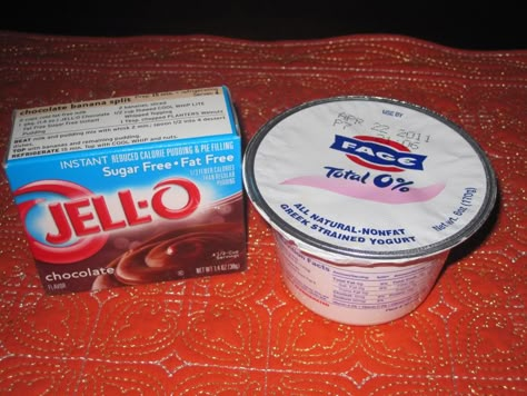 Chocolate Mousse = Fage Greek Yogurt + Chocolate Jell-o Greek Yogurt Jello, Fage Yogurt Recipes, Yogurt Jello, Vanilla Yogurt Recipes, Simply Filling Recipes, Greek Yogurt Chocolate, Yogurt Greek, Fage Yogurt, Homemade Yogurt Recipes