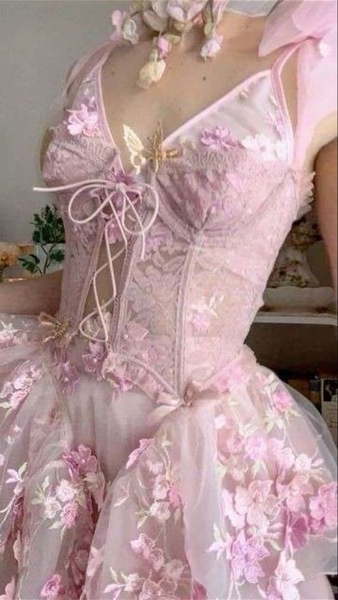 Pink Fairy Outfit Aesthetic, Cottage Core Dress Aesthetic, Princess Core Dress, Pink Fairy Outfit, Fairy Princess Outfit, Princess Core Outfit, Pink Fairy Aesthetic, Corset Butterfly, Girly Fashion Feminine