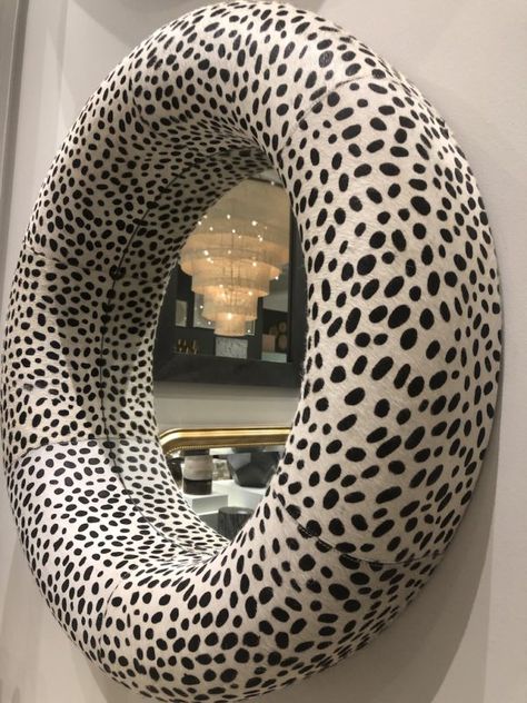 Made Goods High Point Market: Trend(s) Alert – GreyHunt Interiors Mirror Diy Decor, Side Table Decorations, Wall Mirror Decor Living Room, Creative Mirror, Ideas Terraza, Mirror Furniture, Mirror Interior Design, Creative Shapes, Mirror Style