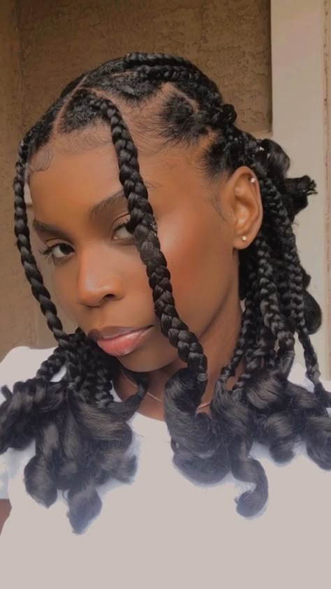 Chunky Short Braids, Coi Leray Braids Styles, Short Braids With Curled Ends, Short Box Braids With Curls At The End, Big Short Braids With Curls, How To Style Coi Leray Braids, Large Short Braids, Short Simple Braids, Short Knotless Box Braids With Curls At The End