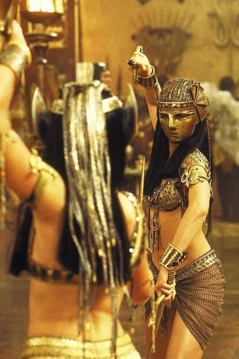 Anck Su Namun & Nefertiti The Mummy Returns The Mummy Returns, Patricia Velásquez, Mummy Returns, Mummy Movie, Sejarah Asia, Oh My Goddess, Brendan Fraser, Egyptian Queen, The Mummy