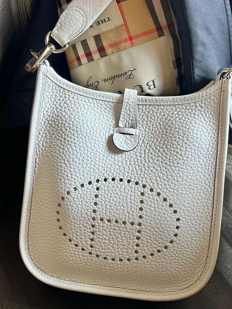 Hermés Evelyne TPM in New White Hermes Bags, White