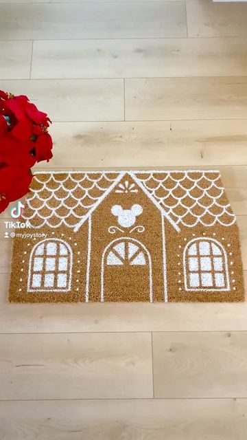 Disney Christmas Bathroom Decor, Disney Christmas Garland Diy, Disney Countdown Ideas Cricut, Mickey Gingerbread Christmas Decor, Disney Christmas Tree Diy, Diy Disney Christmas Decorations Outdoor, Disney Decor Diy Craft Ideas, Disney Christmas House Decorations, Disney Christmas Porch