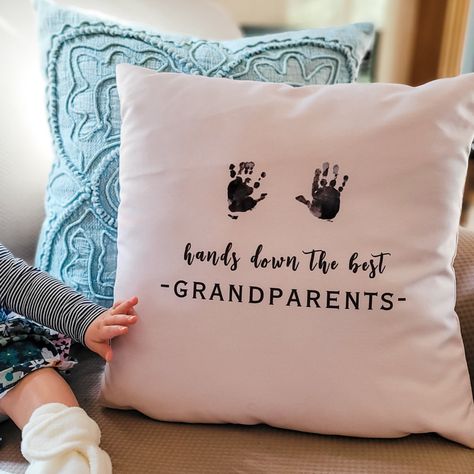 Grandma Pillow Ideas, Cricut Projects For Grandparents, Grandparent Cricut Gifts, Custom Grandparent Gift, Cricut Gifts For Grandparents, Anniversary Gift Ideas For Grandparents, Handmade Gifts For Grandparents, Cheerleader Gifts, Remove Bg