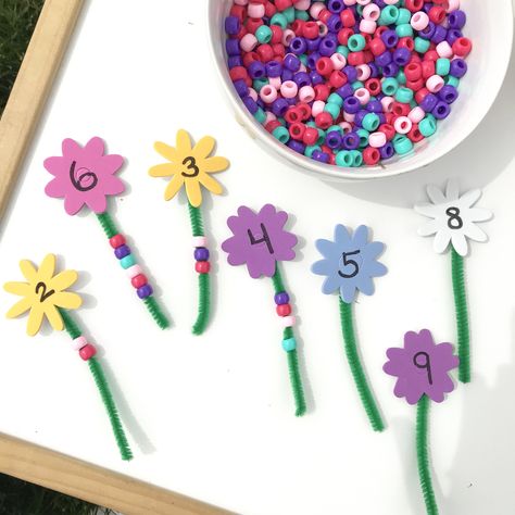 Spring Preschool Activities, Spring Crafts Preschool, Maluchy Montessori, Homeschool Preschool Activities, Toddler Arts And Crafts, Spring Preschool, Daycare Activities, Aktivitas Montessori, Daycare Crafts