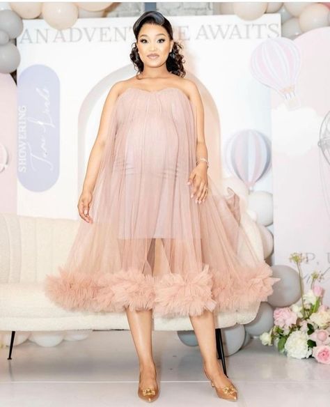 Maturity Dress, Shower Clothes, Maternity Shoot Outfit, Baby Shower Gown, Maternity Evening, Maternity Evening Dress, Planning Pregnancy, Maternity Photoshoot Outfits, Glam Dress