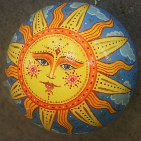 Moon Ornament, Sun Painting, Hand Painted Christmas, Rock Painting Ideas Easy, Painted Christmas Ornaments, Rock Painting Patterns, Celestial Art, Sun Art, Rock Painting Designs